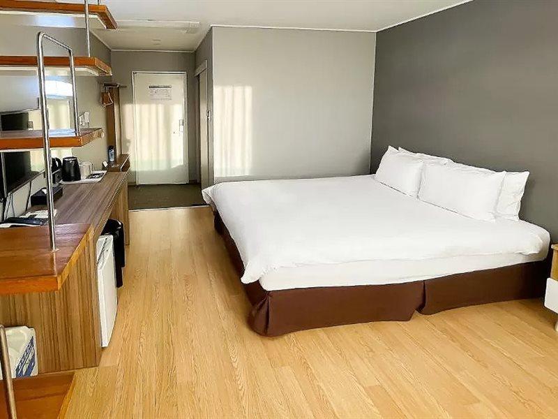 Pampas Hotel Чеджу Екстериор снимка