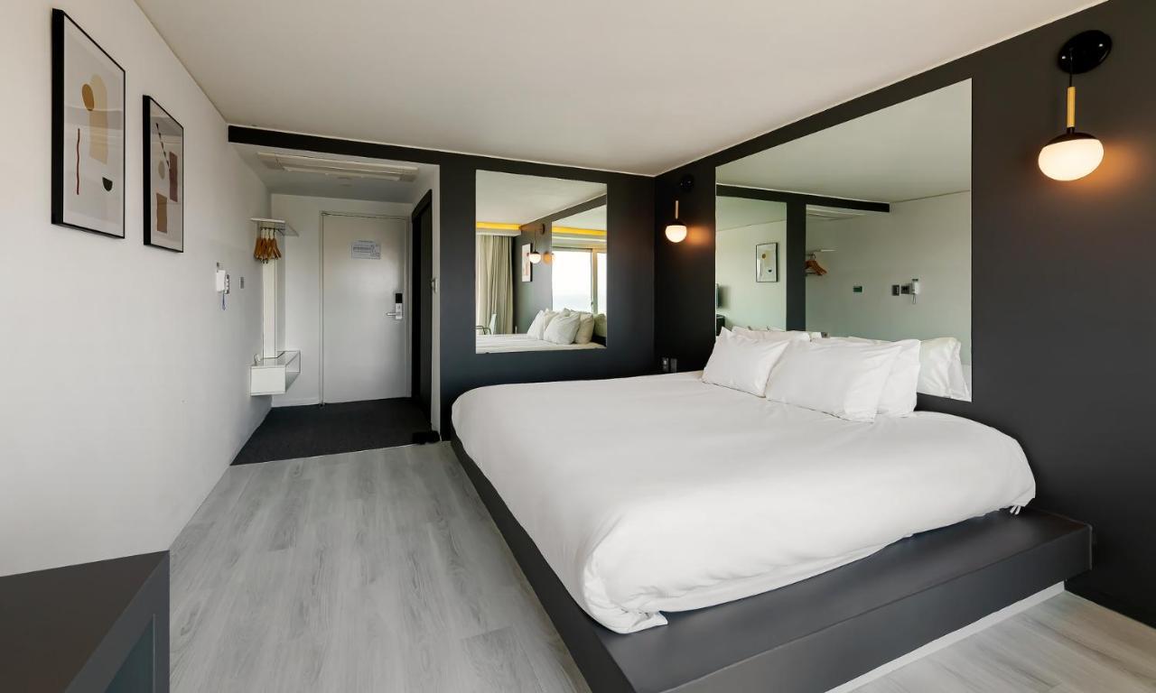 Pampas Hotel Чеджу Екстериор снимка